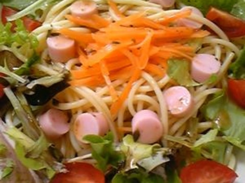 野菜たっぷりドレッシングで冷製パスタ